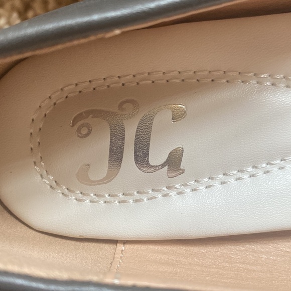 Grey pumps - Picture 2 of 6